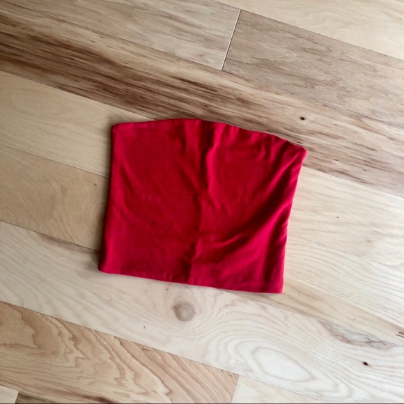 Brandy Melville Tops - Brandy Melville tube top